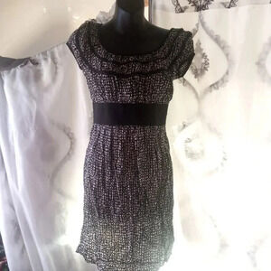 Studio m dress size xs ( box Y )